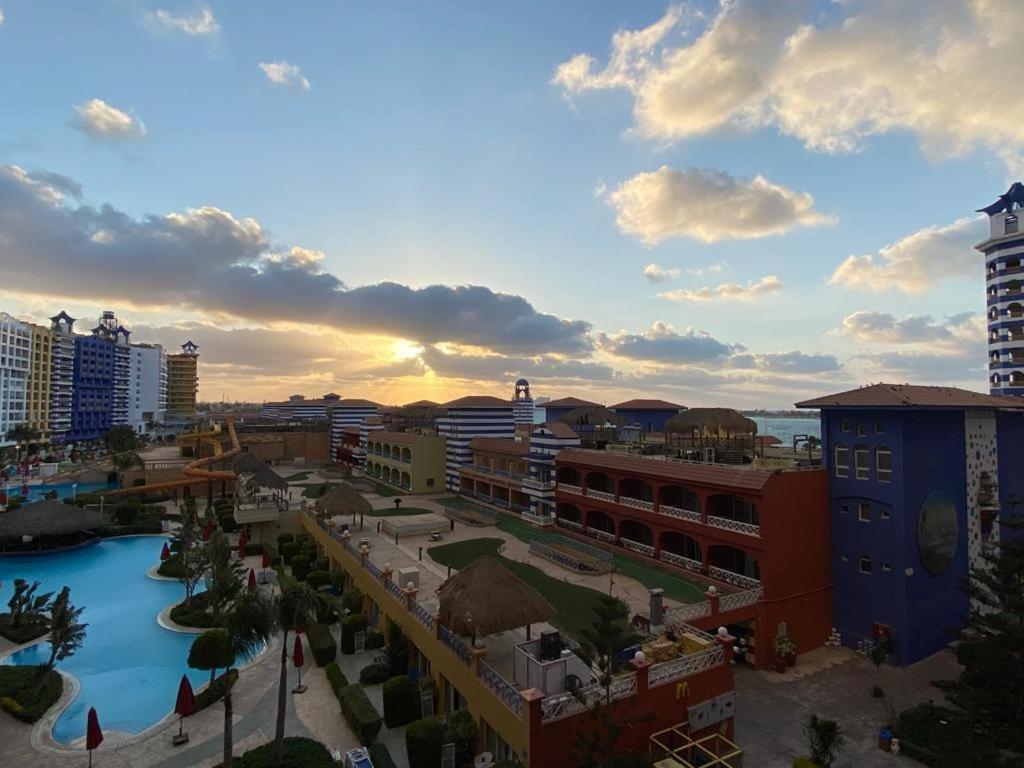 Porto Marina Resort Chalets Families Only Эль-Аламейн Экстерьер фото