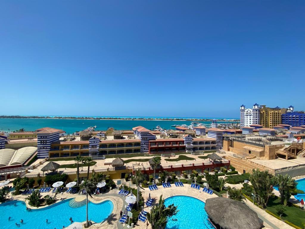 Porto Marina Resort Chalets Families Only Эль-Аламейн Экстерьер фото
